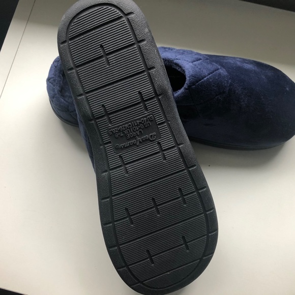 Dearfoams Slippers - Picture 2 of 4